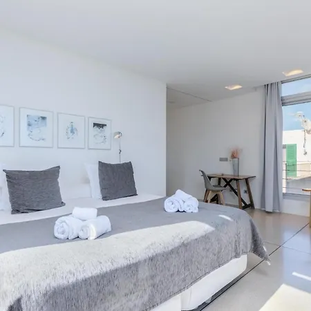 Port Nou Holiday home *