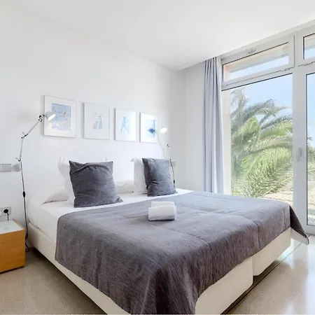 Port Nou Holiday home *